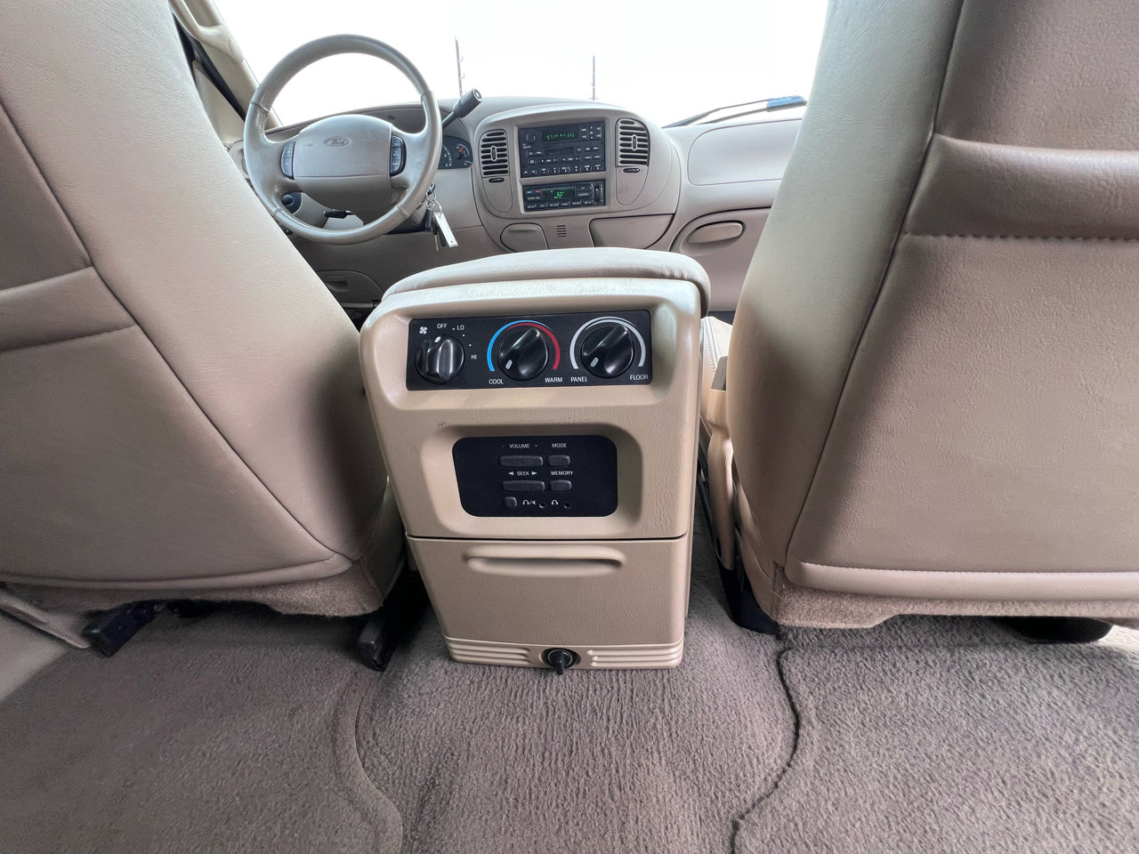 Used 2002 Ford Expedition Eddie Bauer image 47