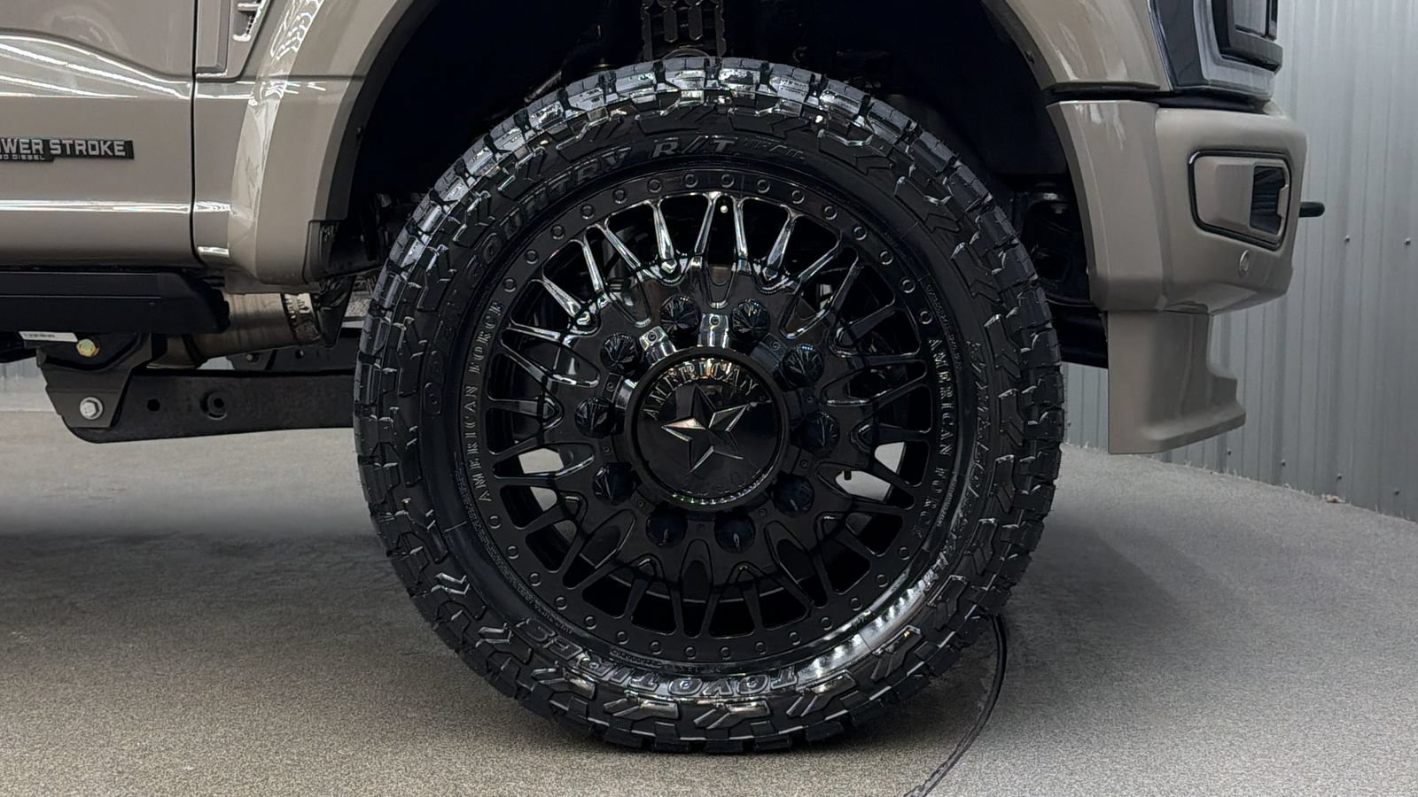 Used 2026 Ford F450 Platinum w/ Platinum Plus Package AWD/4WD image 9