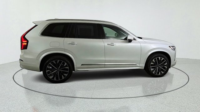 New 2026 Volvo XC90 T8 Plus w/ Protection Package Premier AWD/4WD image 8