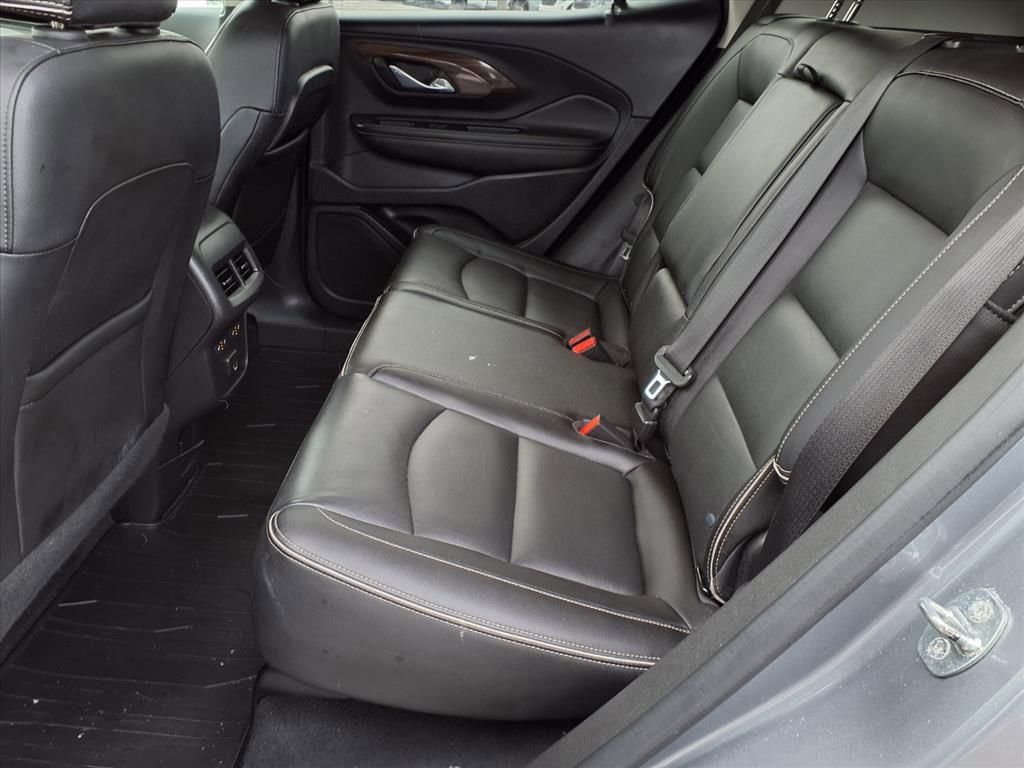 Used 2019 GMC Terrain Denali w/ Advanced Safety Package image 27