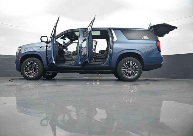 New 2026 GMC Yukon XL Elevation w/ Elevation Premium Package AWD/4WD image 42