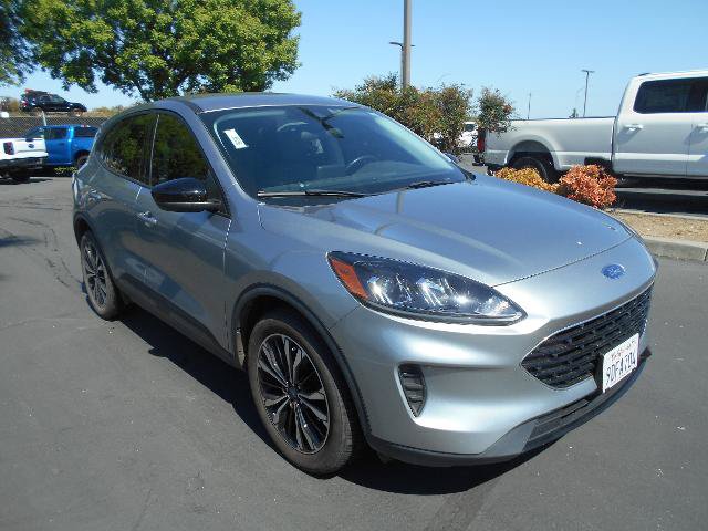 Certified 2022 Ford Escape SE w/ SE Sport Appearance Package FWD image 6