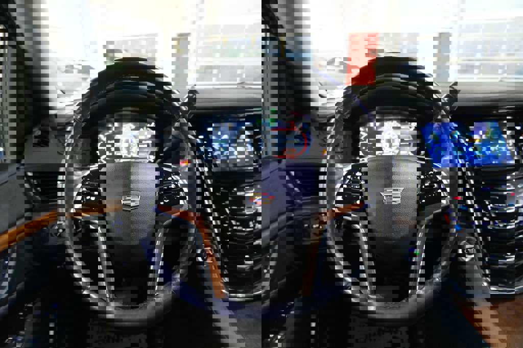 Used 2017 Cadillac Escalade ESV Premium Luxury image 33