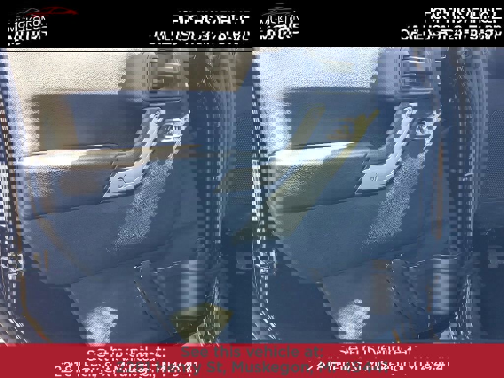 Used 2016 Jeep Wrangler Unlimited Sahara image 15