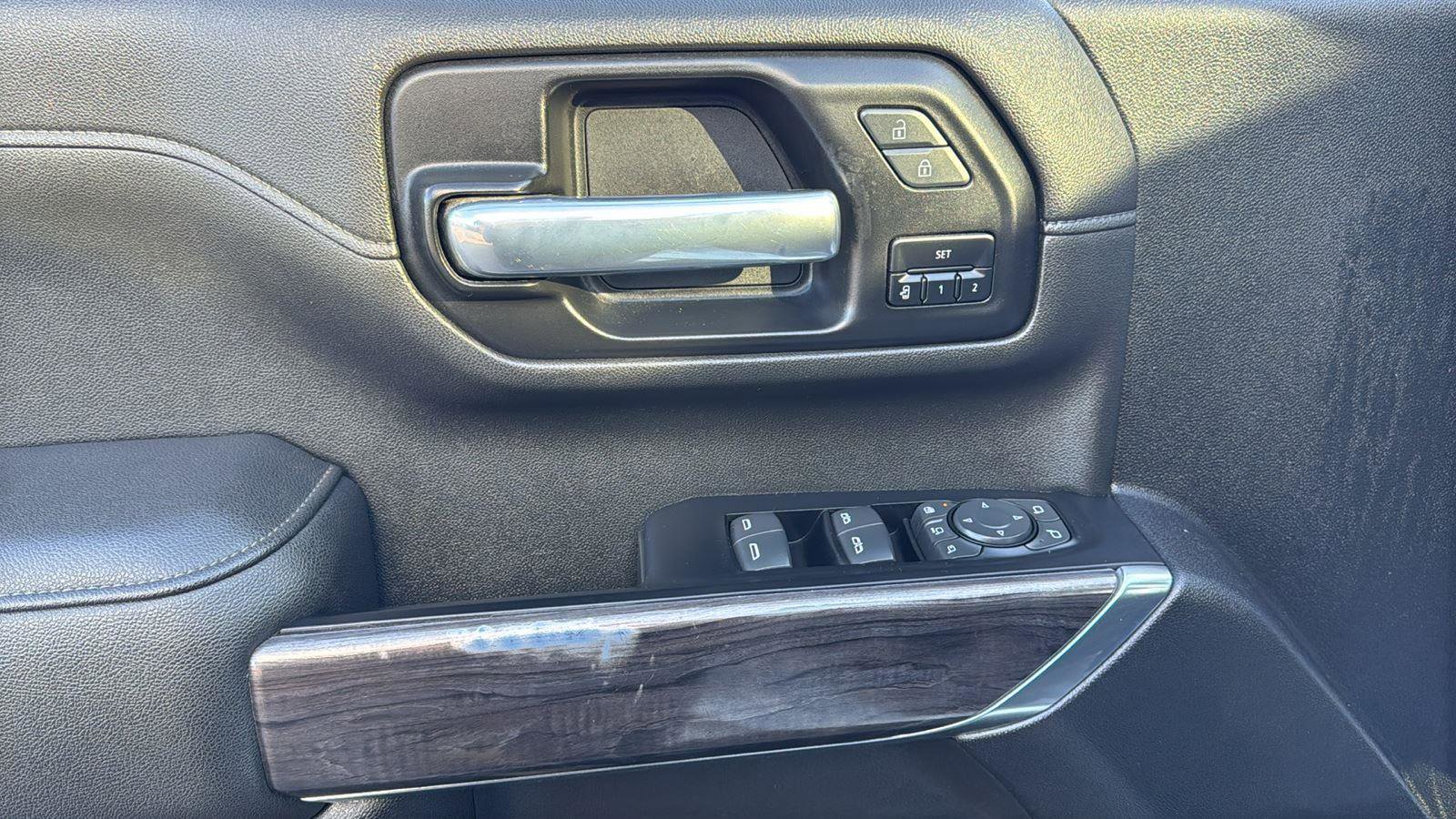 Certified 2022 Chevrolet Silverado 3500 LTZ w/ LTZ Plus Package image 13