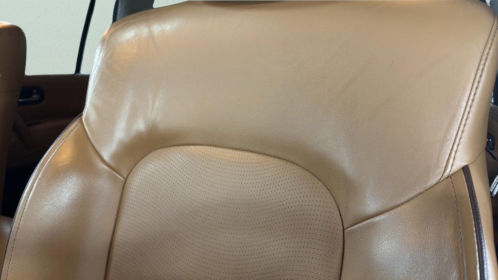 Used 2016 INFINITI QX80 4WD w/ Signature Edition Package image 19