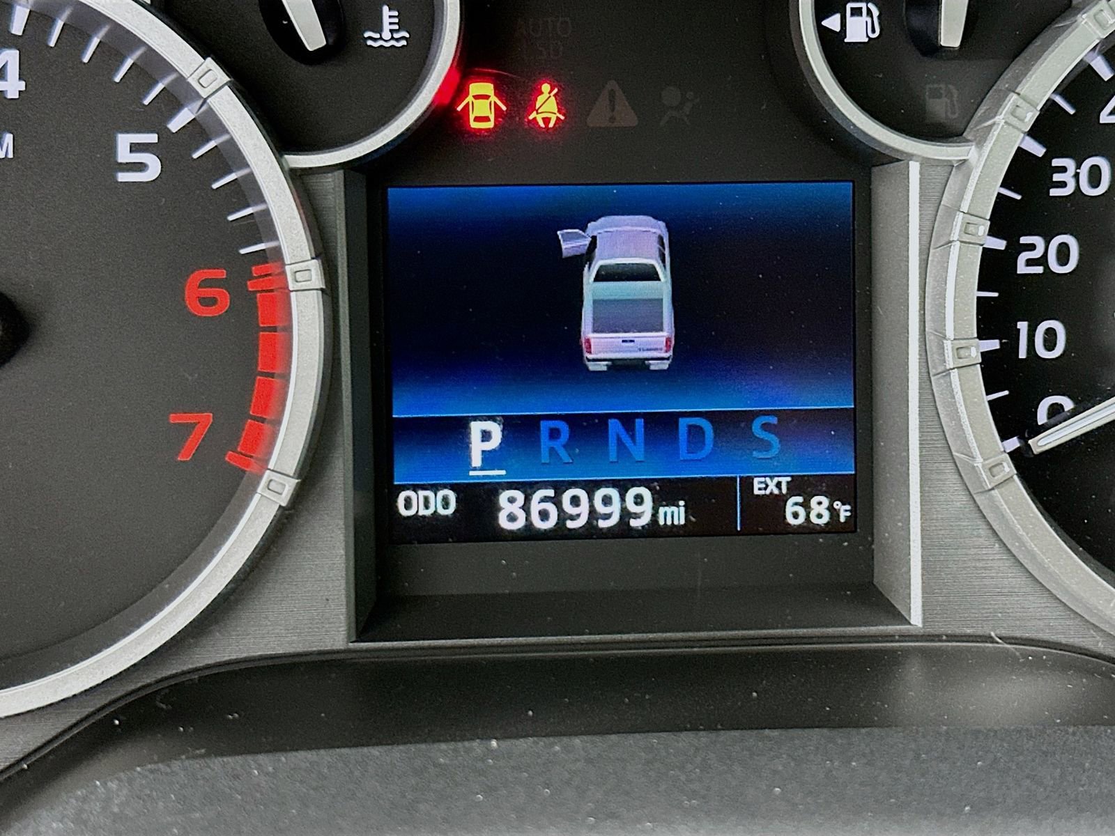 Used 2016 Toyota Tundra Limited w/ Limited Premium Package image 13