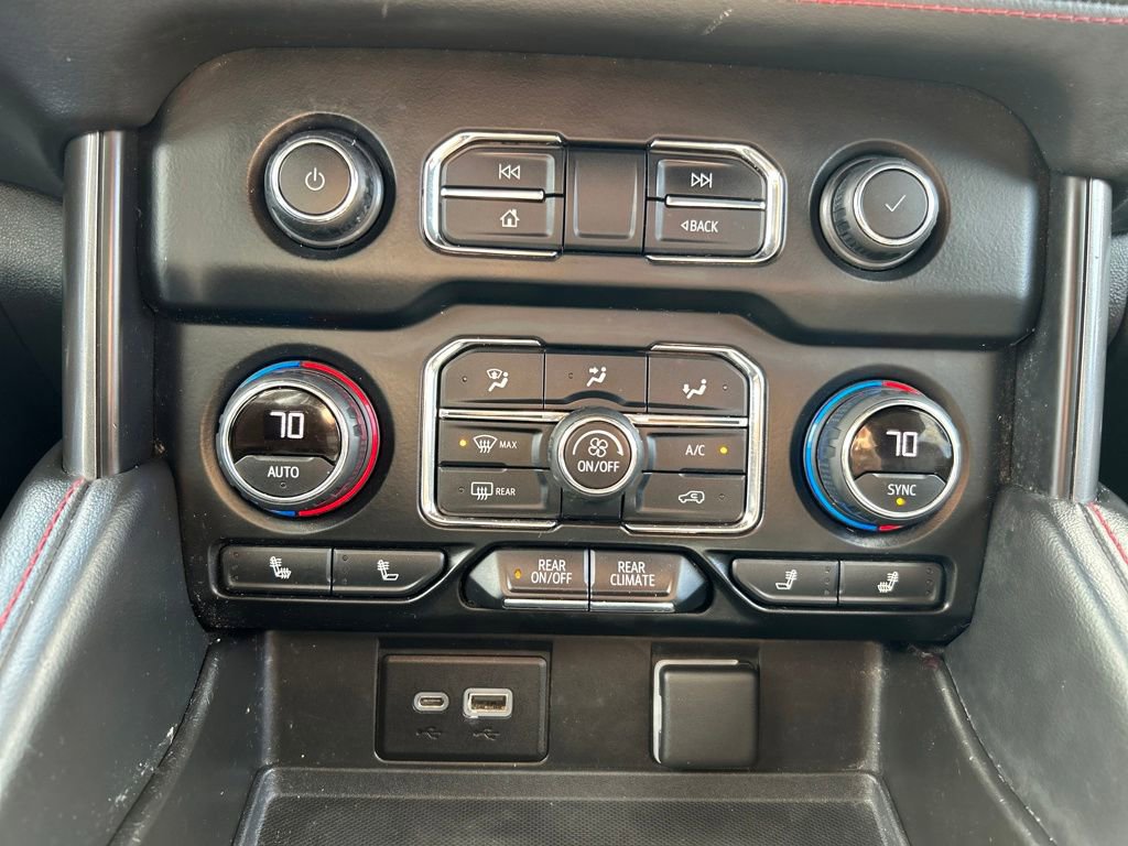Used 2021 Chevrolet Suburban RST w/ Luxury Package AWD/4WD image 31