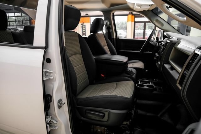 Used 2012 RAM 2500 ST w/ Chrome Appearance Group AWD/4WD image 31