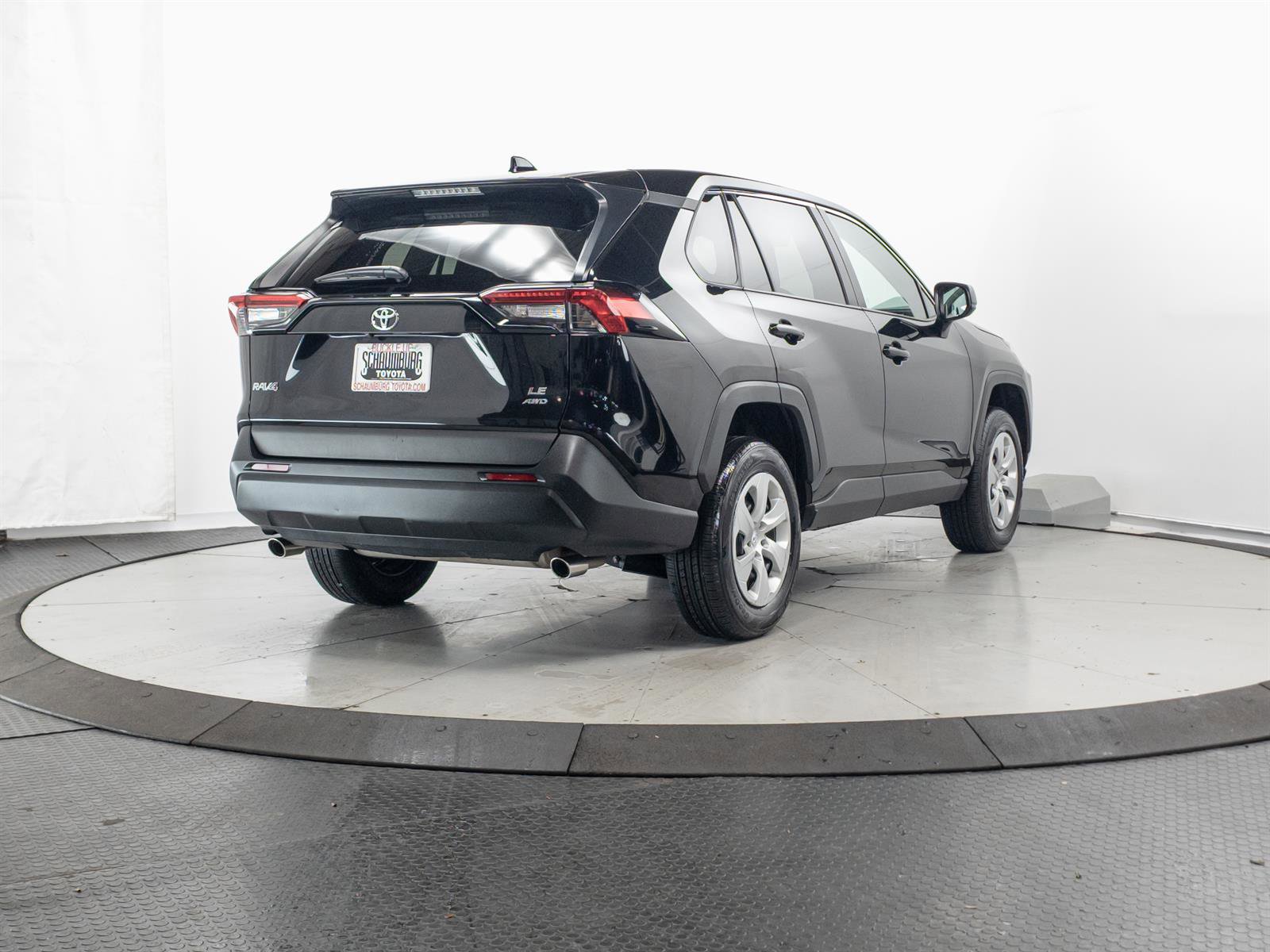 Certified 2024 Toyota RAV4 LE AWD/4WD image 11
