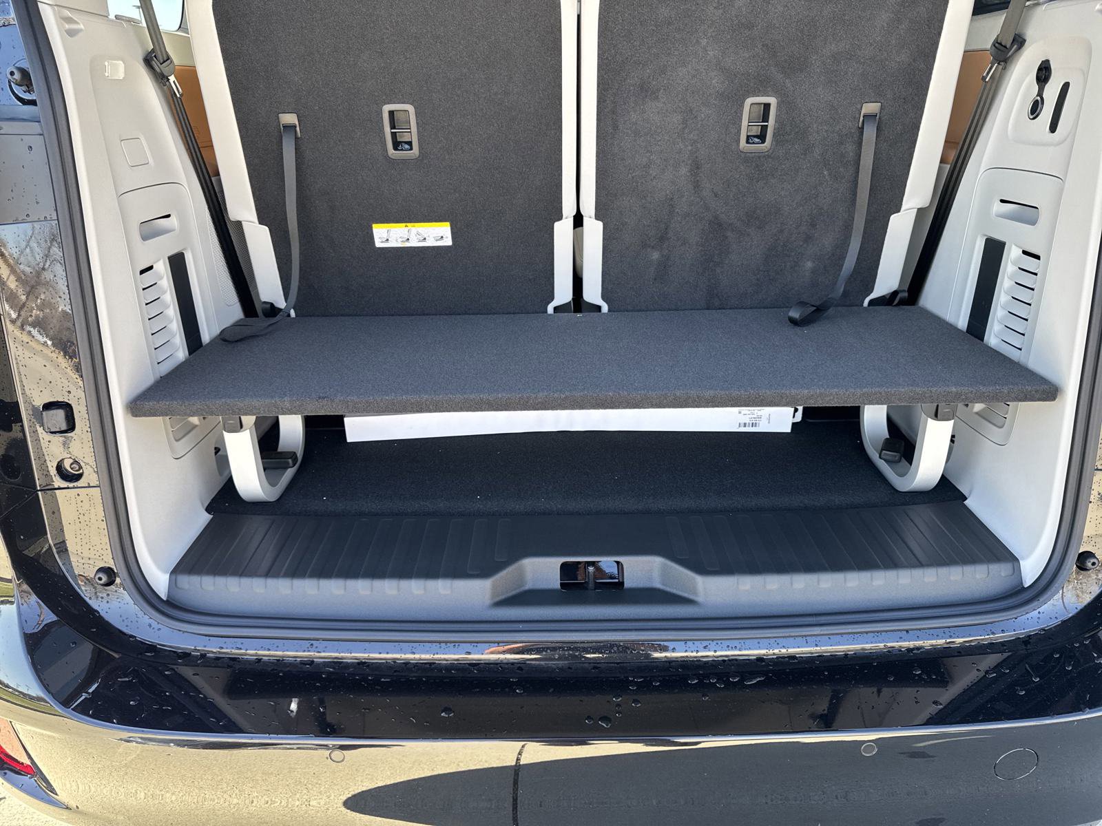 New 2025 Volkswagen ID. Buzz Pro S image 20