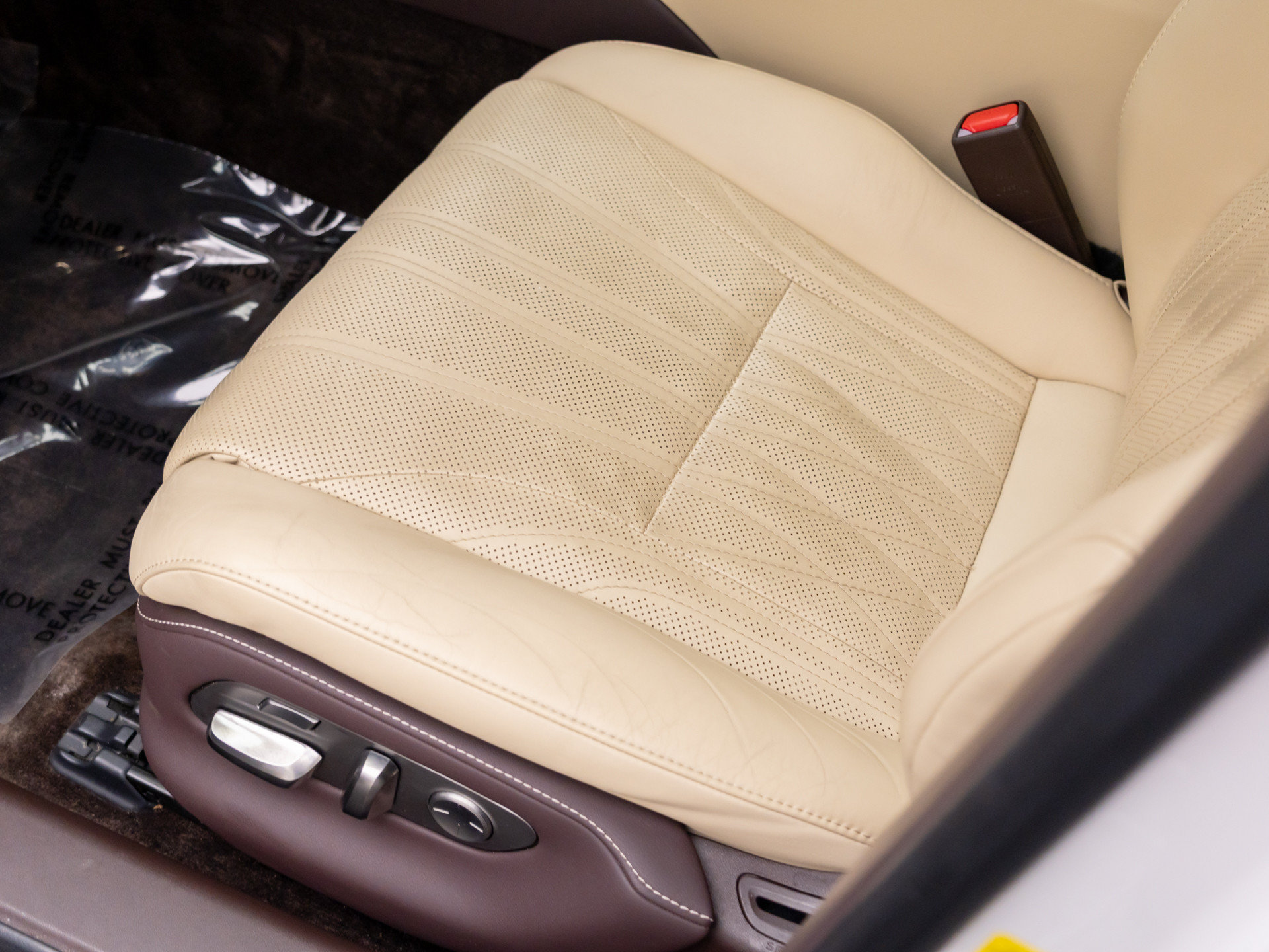 Used 2020 Lexus LS 500 AWD w/ Interior Upgrade Package image 13
