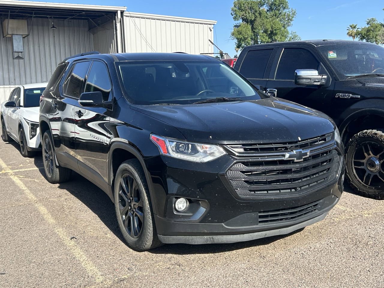 Used 2018 Chevrolet Traverse RS w/ LPO, Cargo Package FWD image 4