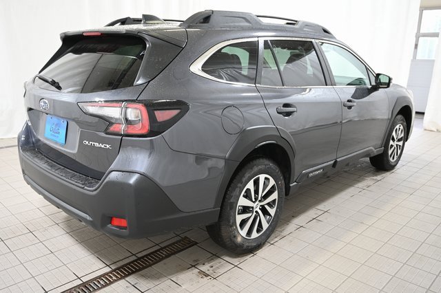 New 2025 Subaru Outback Premium image 12