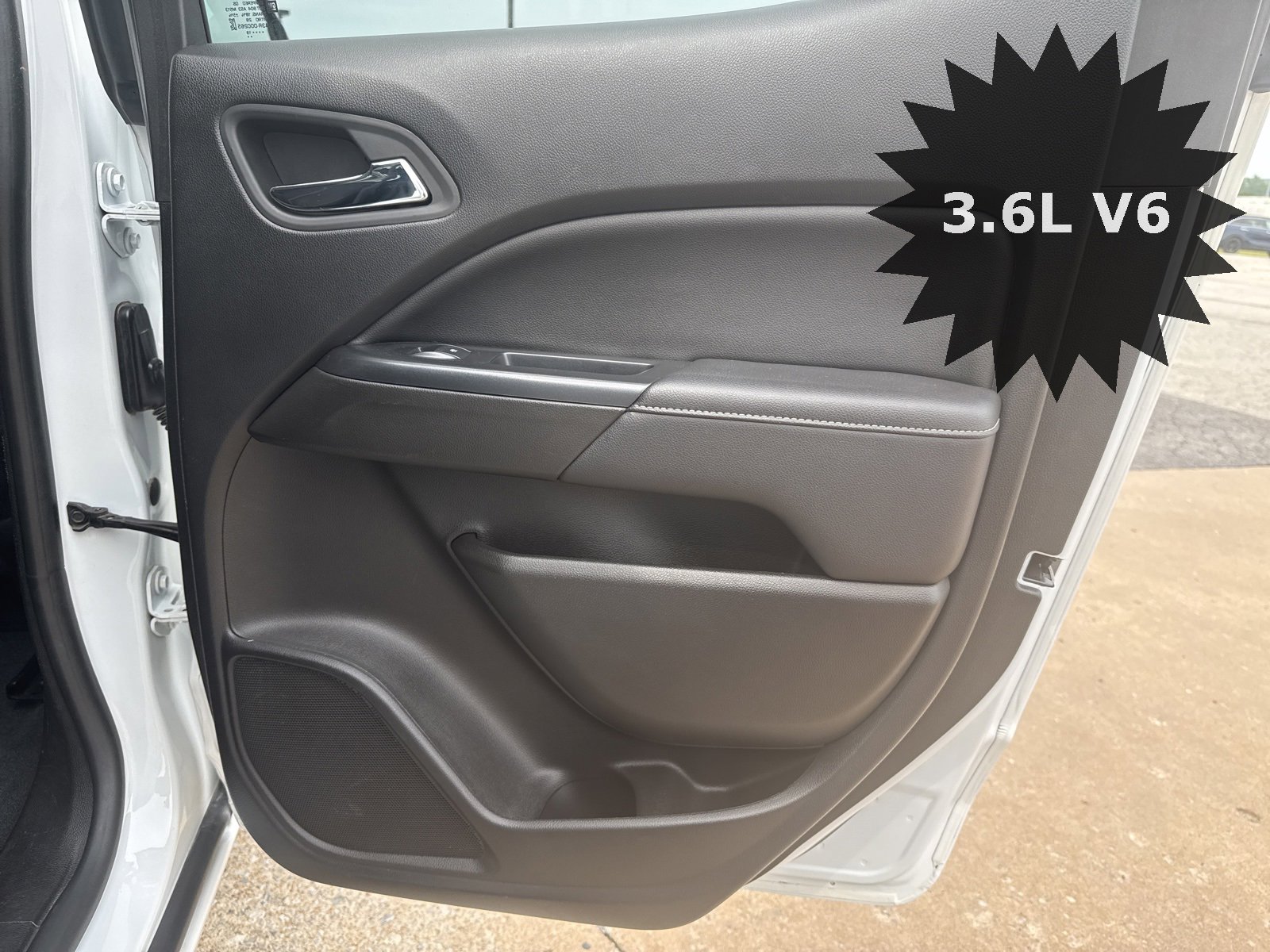 Used 2019 GMC Canyon SLE image 23