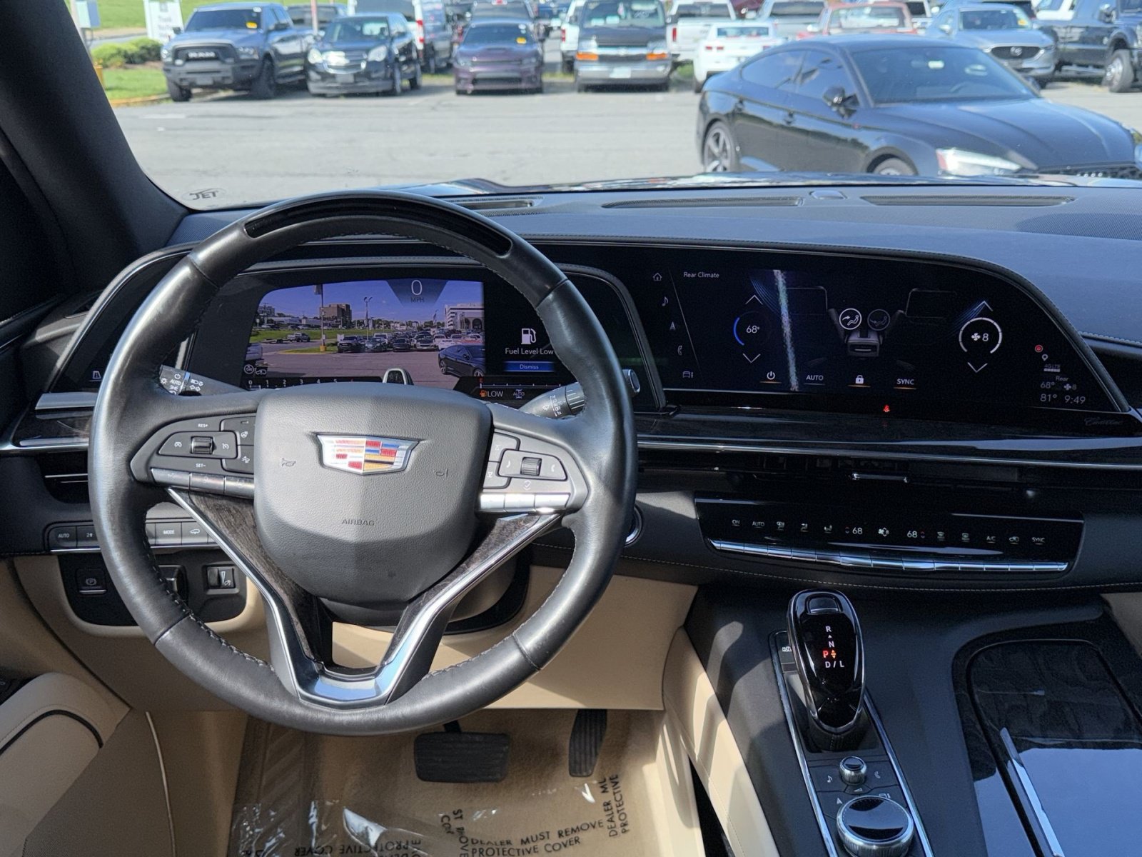 Used 2023 Cadillac Escalade Premium Luxury w/ Performance Package AWD/4WD image 16