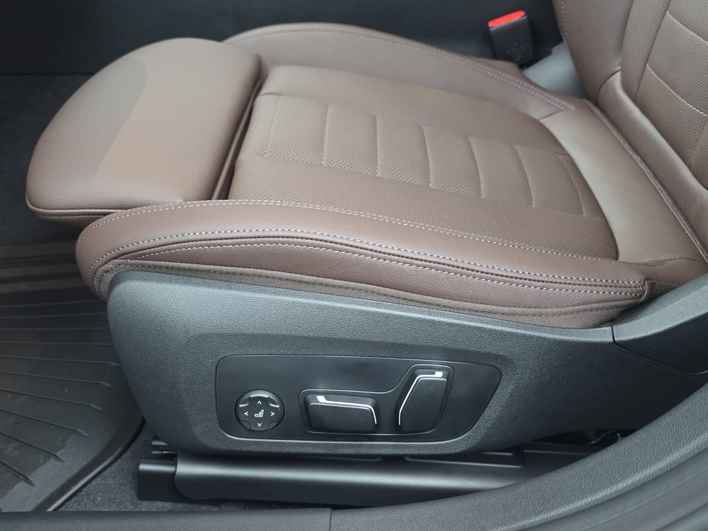 New 2026 BMW 440i xDrive w/ Premium Package AWD/4WD image 28