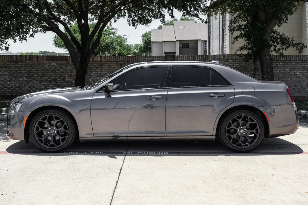 Used 2019 Chrysler 300 S RWD image 20