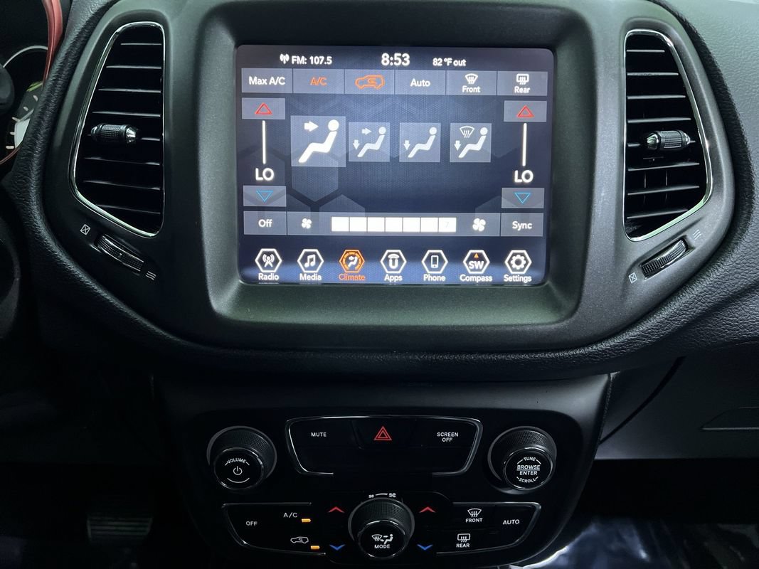 Used 2020 Jeep Compass Trailhawk AWD/4WD image 24