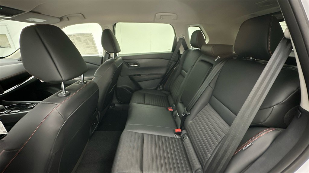 New 2026 Nissan Rogue SV image 10