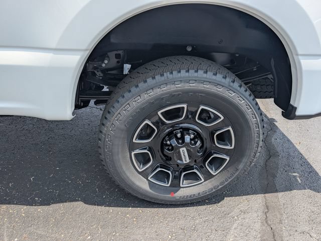 New 2026 Ford F250 Platinum AWD/4WD image 24