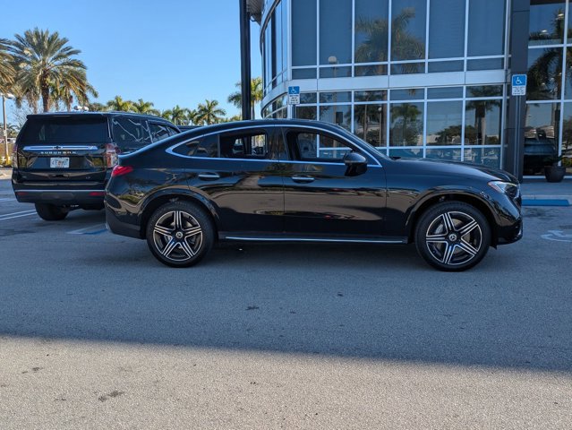 Certified 2024 Mercedes-Benz GLC 300 4MATIC image 4