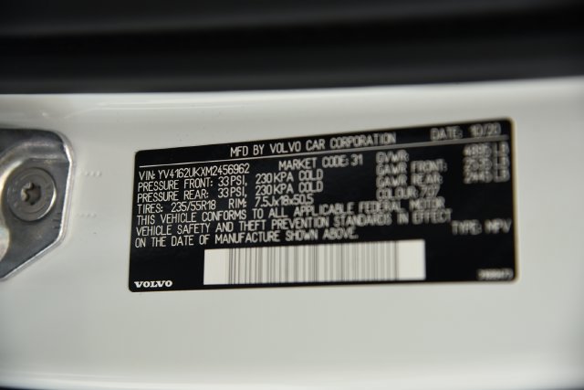 Used 2021 Volvo XC40 T5 Momentum w/ Premium Package AWD/4WD image 34
