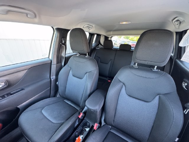 Used 2021 Jeep Renegade Sport AWD/4WD image 27