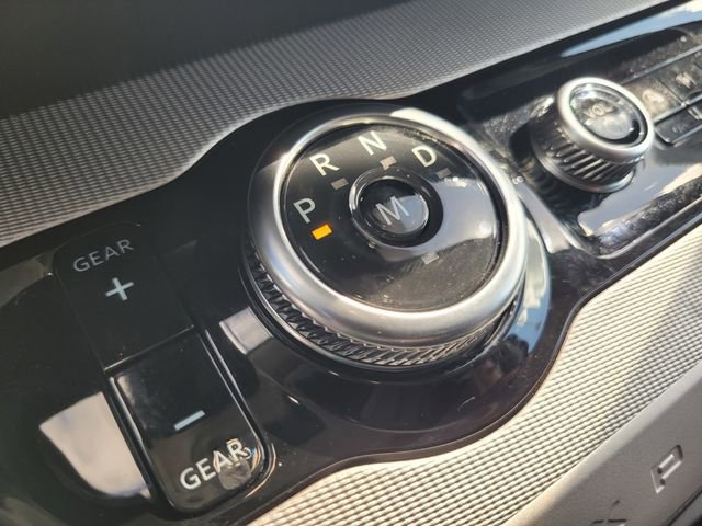 Certified 2025 Ford Expedition Active image 18