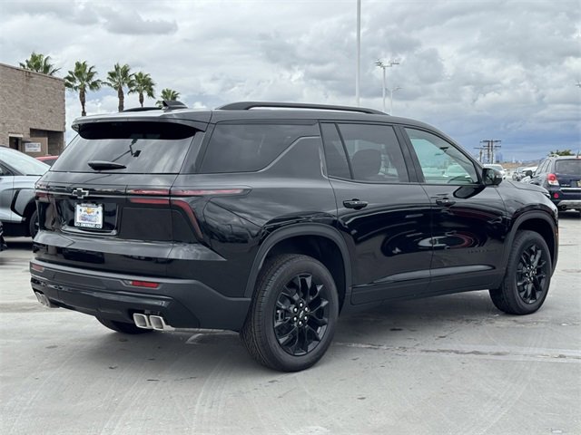 New 2026 Chevrolet Traverse LT w/ Midnight/Sport Edition image 5