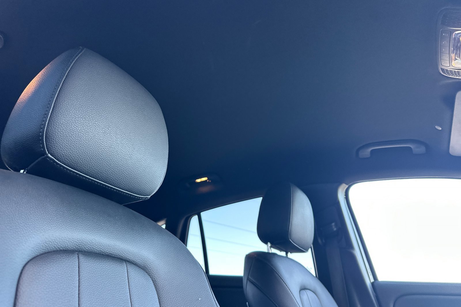 Certified 2022 Mercedes-Benz GLA 250 4MATIC w/ Premium Package Lite image 17