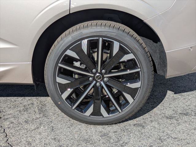 New 2026 Volvo XC60 T8 Ultra w/ Protection Package Premier image 6