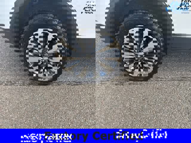 Certified 2022 Buick Encore Preferred w/ Safety Package image 9