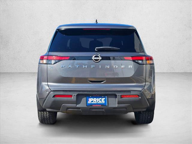 Used 2023 Nissan Pathfinder S image 6