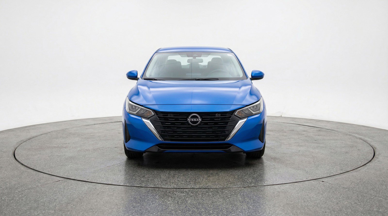 Used 2025 Nissan Sentra SV image 2