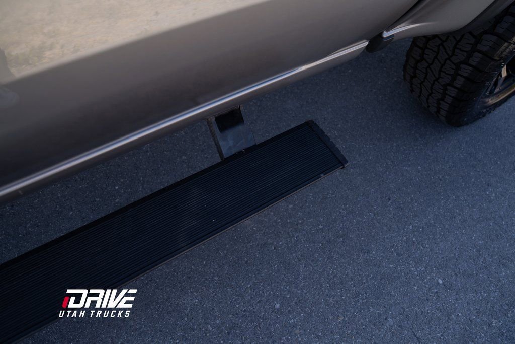 Used 2024 Chevrolet Silverado 1500 ZR2 w/ Technology Package image 19