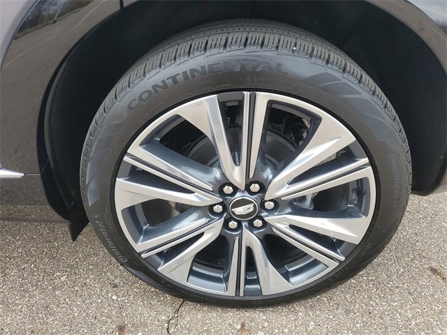 Certified 2025 Cadillac Optiq Luxury 2 w/ LPO, Floor Liner Package image 28