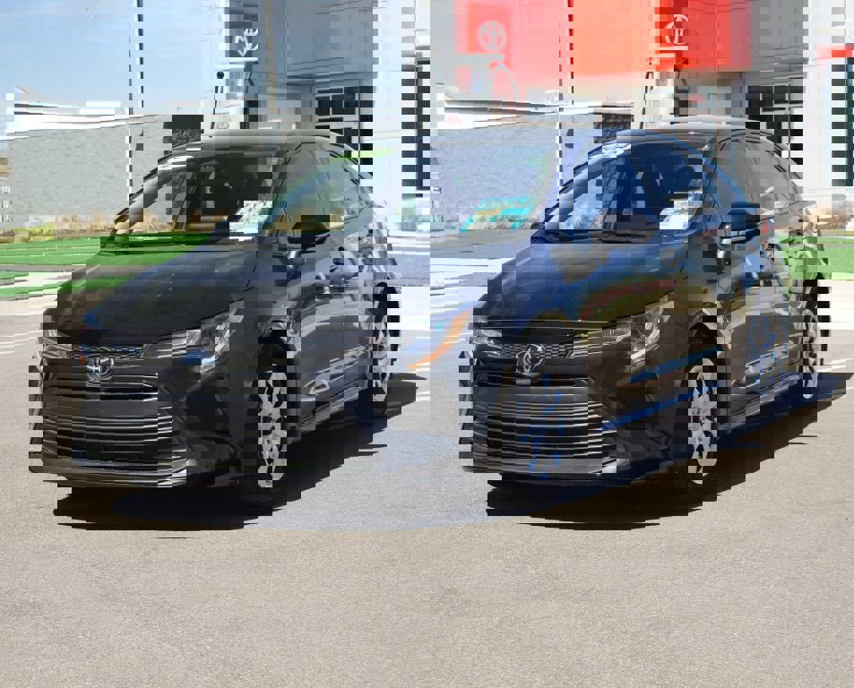 Used 2024 Toyota Corolla LE image 22