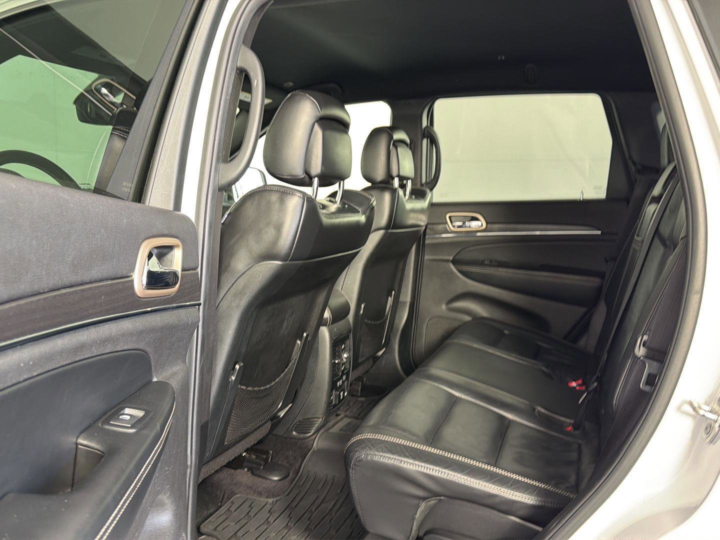 Used 2017 Jeep Grand Cherokee Limited AWD/4WD image 21