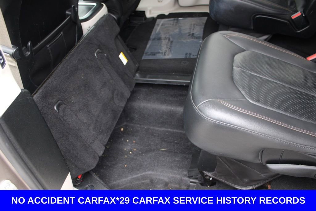 Used 2018 Chrysler Pacifica Touring-L Plus image 25