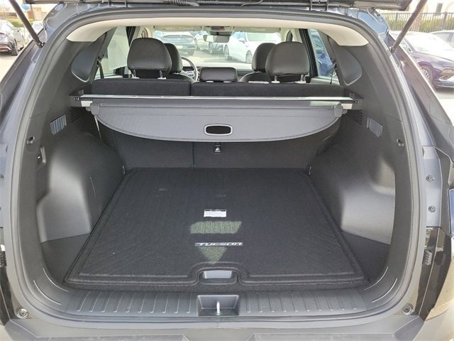 New 2025 Hyundai Tucson SE image 18