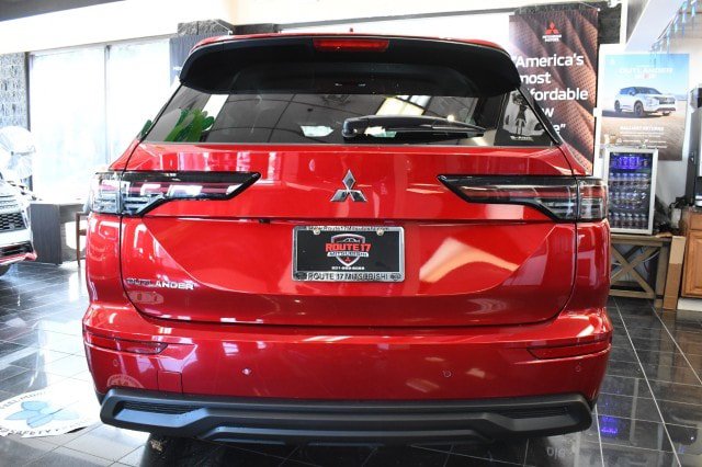 New 2026 Mitsubishi Outlander ES AWD/4WD image 9
