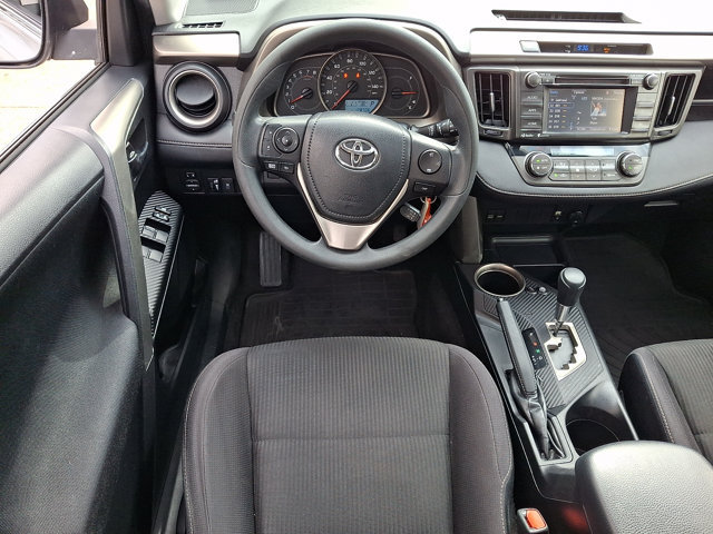 Used 2015 Toyota RAV4 XLE AWD/4WD image 11