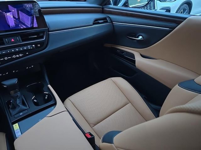 New 2025 Lexus ES 350 w/ Premium Package image 30