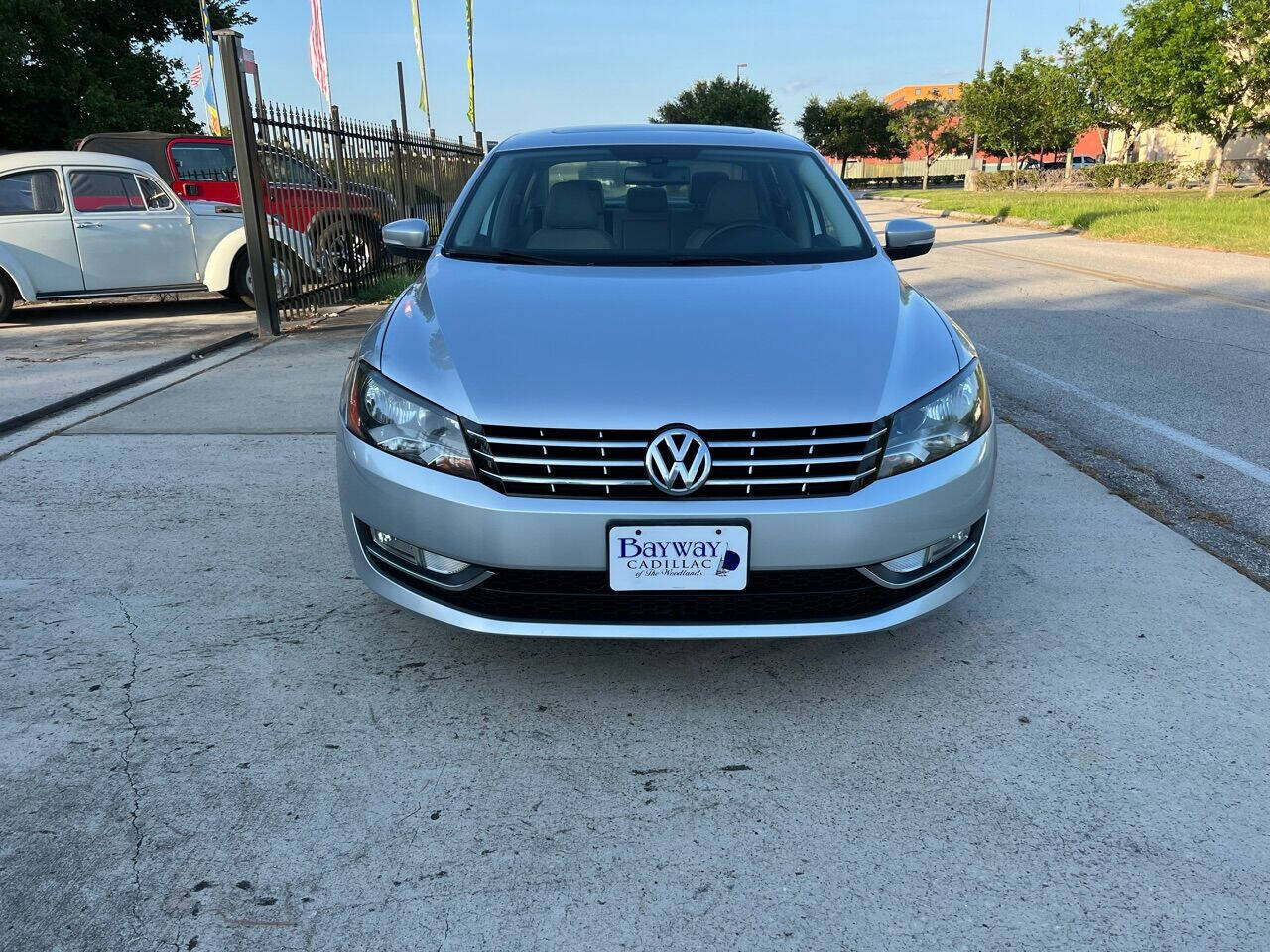 Used 2013 Volkswagen Passat TDI SE FWD image 3