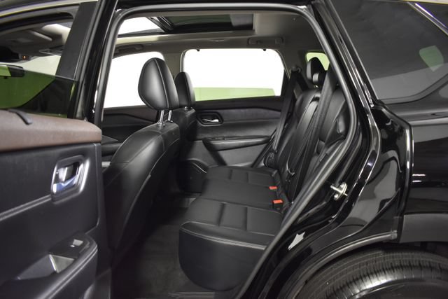 Certified 2023 Nissan Rogue SV w/ SV Premium B Package AWD/4WD image 27
