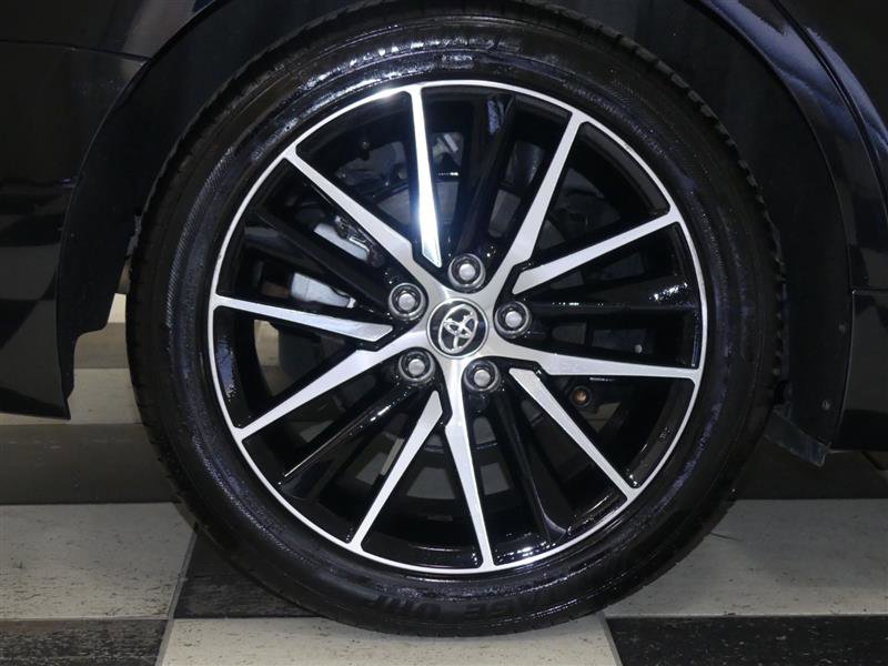 Used 2023 Toyota Camry SE image 30