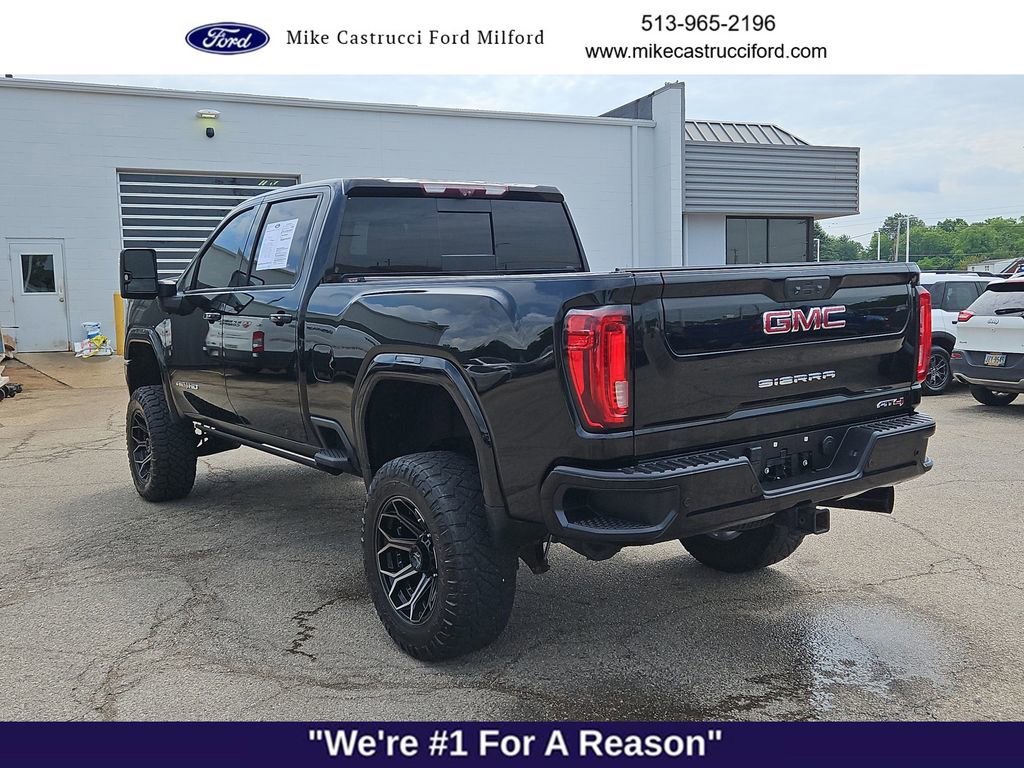 Used 2020 GMC Sierra 3500 AT4 w/ AT4 Premium Package AWD/4WD image 3