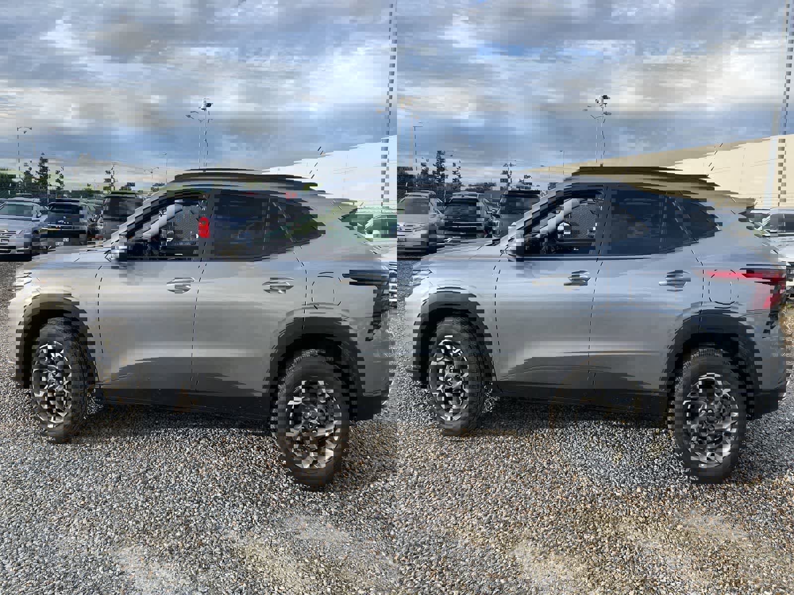 Used 2026 Chevrolet Trax LT FWD image 8