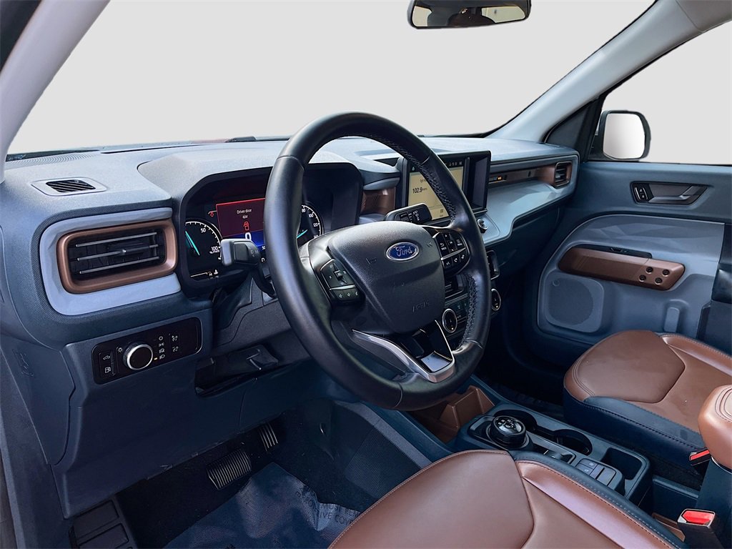 Used 2023 Ford Maverick Lariat image 9